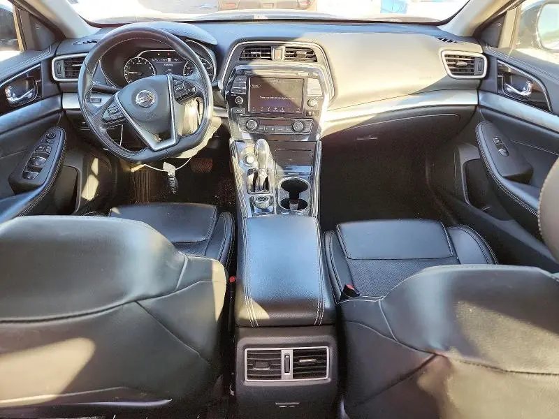 2021 NISSAN MAXIMA SV  