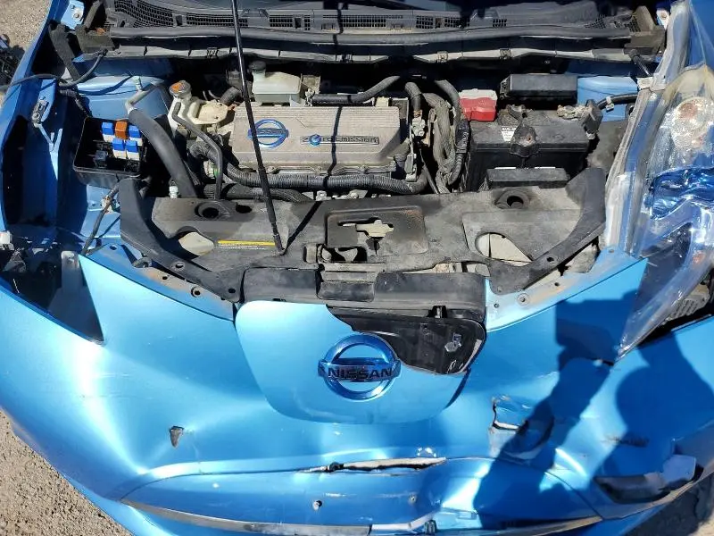 2012 NISSAN LEAF SV  