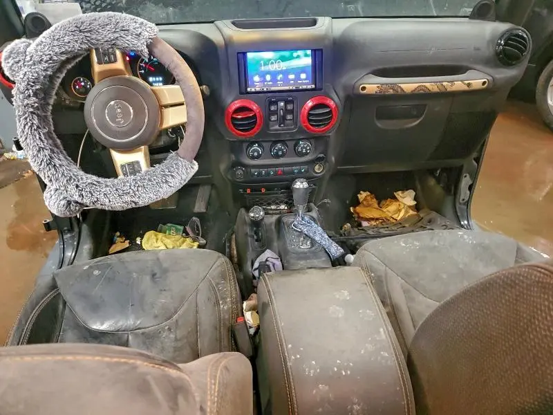 2014 JEEP WRANGLER UNLIMITED SAHARA  