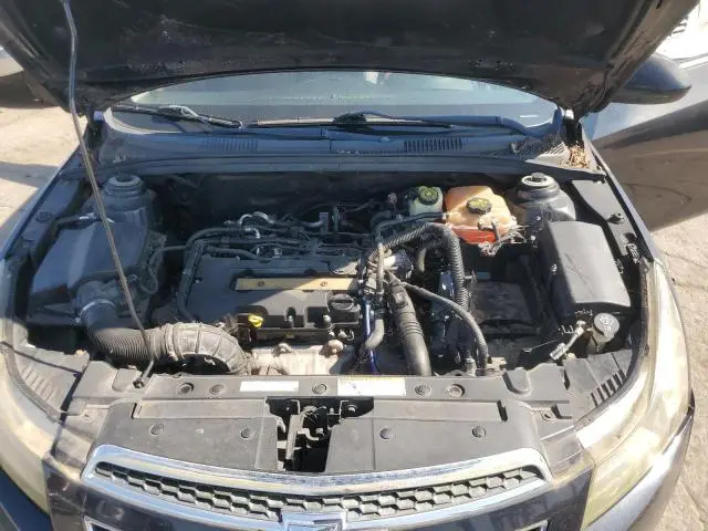 2011 CHEV CRUZE LT   