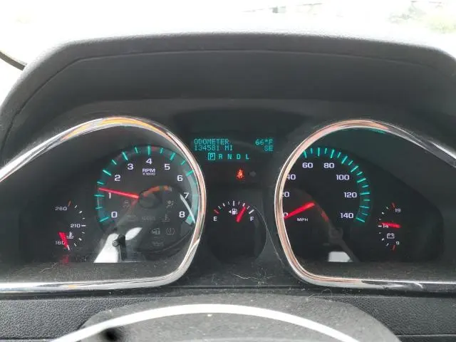 2011 CHEVROLET TRAVERSE LT  