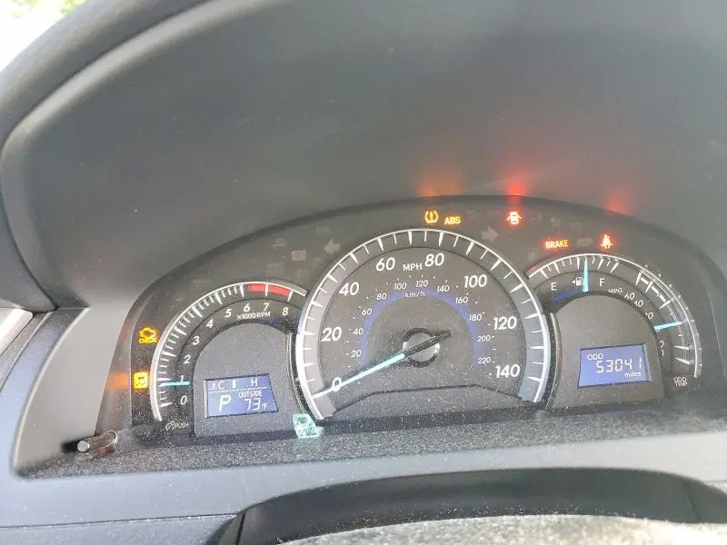 2014 TOYOTA CAMRY XLE  