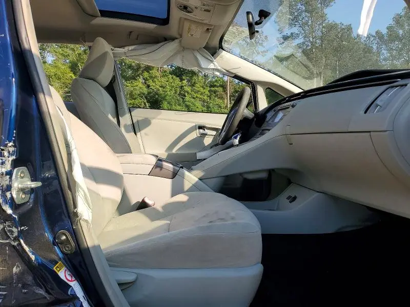 2013 TOYOTA PRIUS THREE  