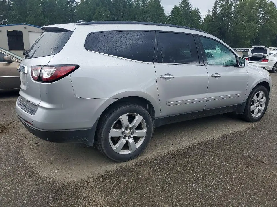 2016 CHEVROLET TRAVERSE LT  
