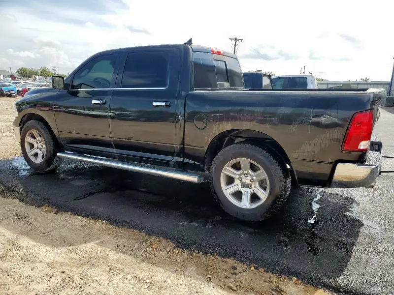 2017 RAM 1500 SLT  