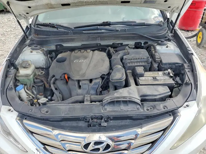 2011 HYUNDAI SONATA SE  
