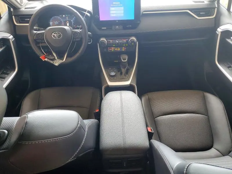 2025 TOYOTA RAV4 LIMITED  