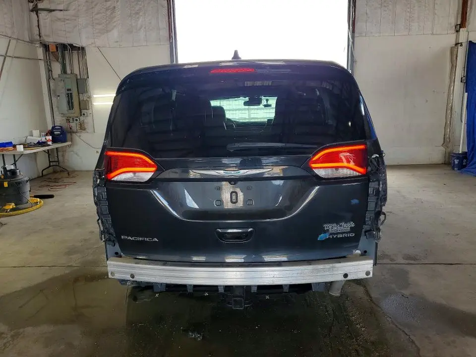2019 CHRYSLER PACIFICA HYBRID LIMITED  