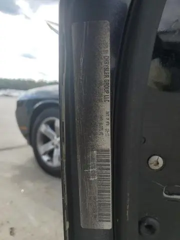 2013 DODGE CHALLENGER SXT  