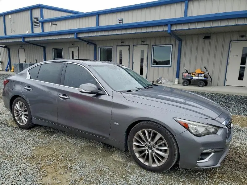 2019 INFINITI Q50 LUXE  