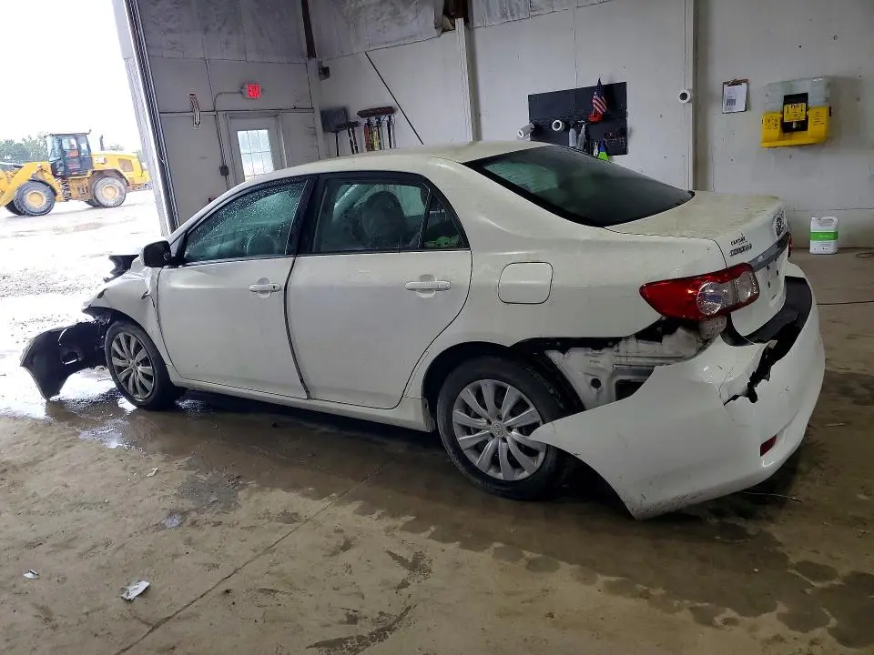2013 TOYOTA COROLLA LE  