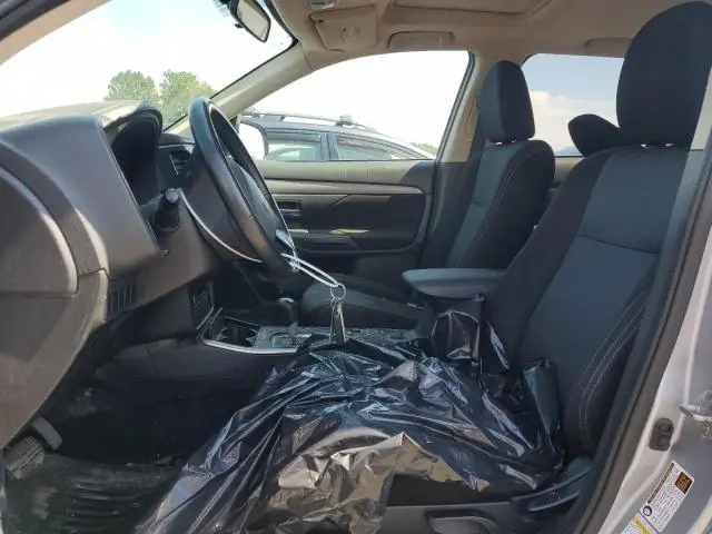 2017 MITSUBISHI OUTLANDER SE  