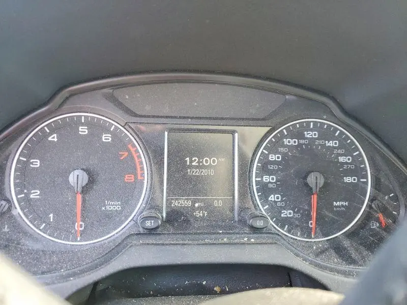 2011 AUDI Q5 PREMIUM PLUS  