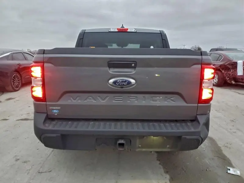 2022 FORD MAVERICK XL  