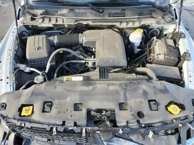 2022 RAM 1500 CLASSIC SLT