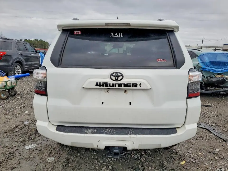 2024 TOYOTA 4RUNNER SR5 PREMIUM  