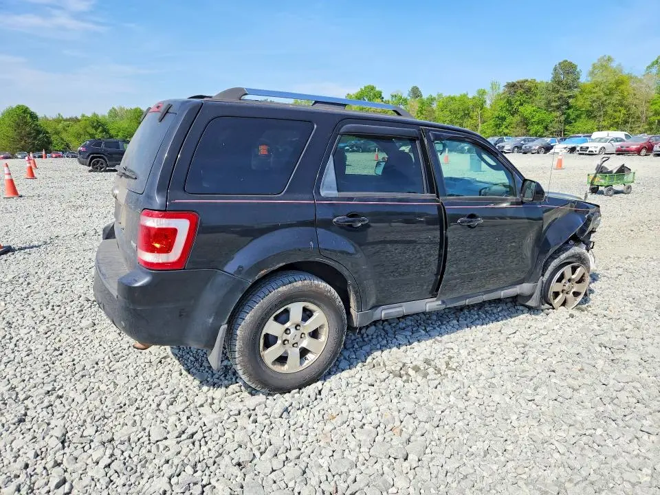 2011 FORD ESCAPE LIMITED  