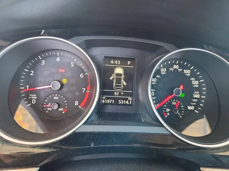 2017 VOLKSWAGEN JETTA SEL  