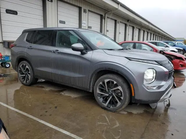 2023 MITSUBISHI OUTLANDER SE  