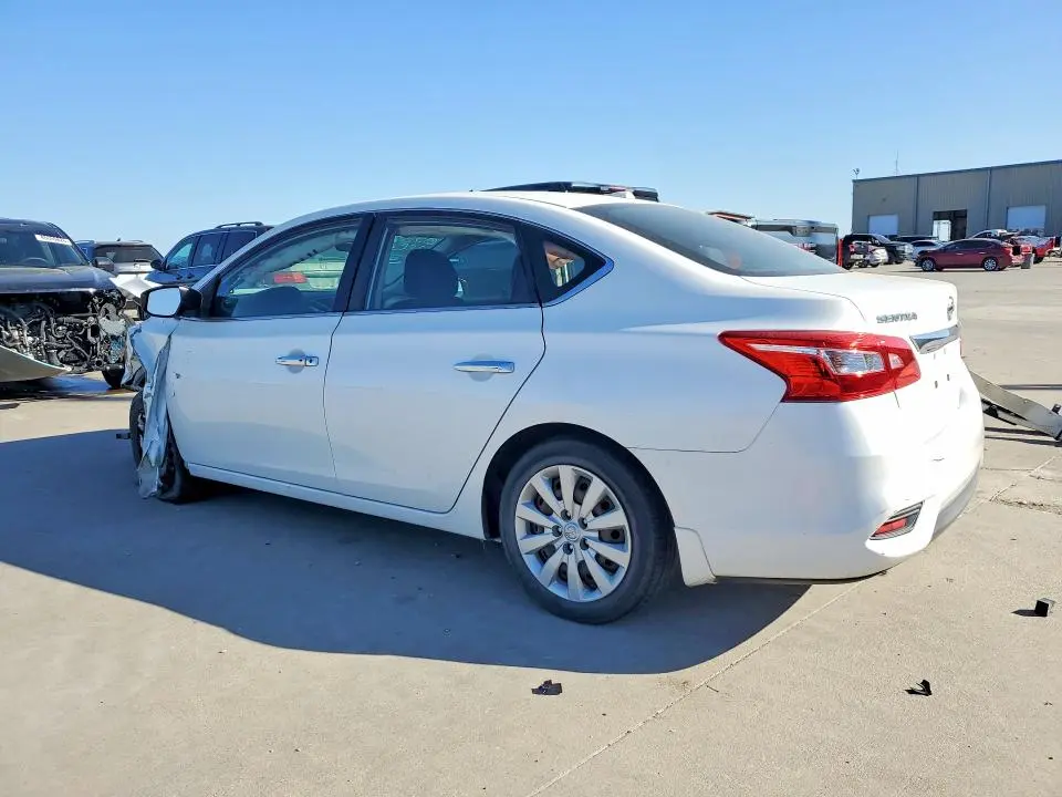 2016 NISSAN SENTRA SV  