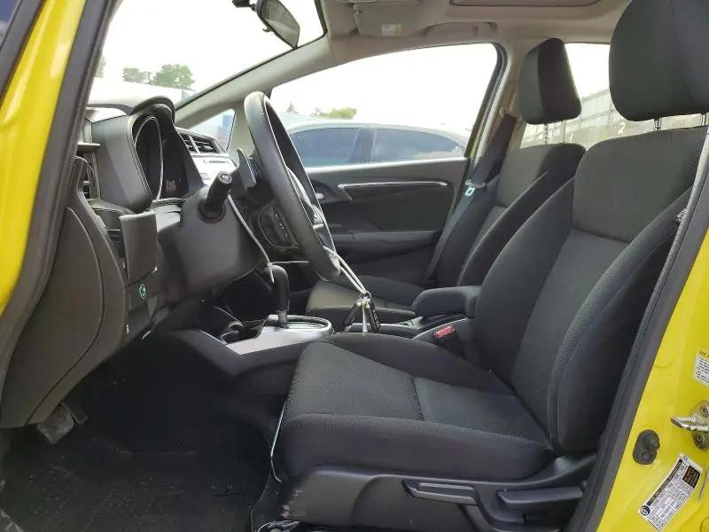 2016 HONDA FIT   