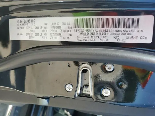 2019 RAM 1500 CLASSIC SLT  