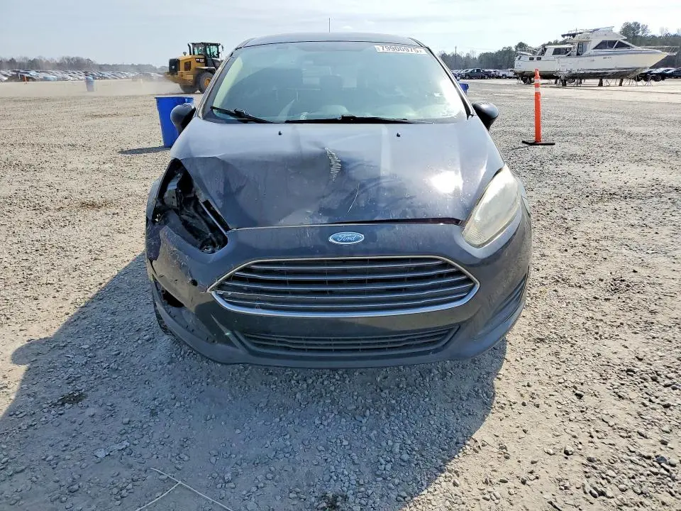 2018 FORD FIESTA SE  