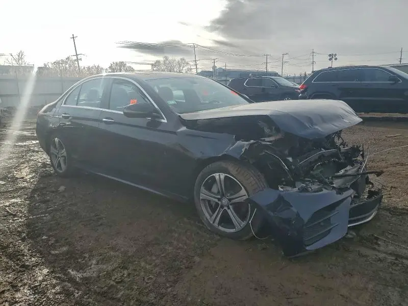 2017 MERCEDES-BENZ E 300 4MATIC  