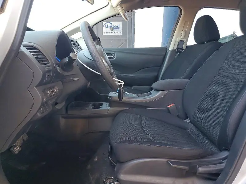 2017 NISSAN LEAF S  