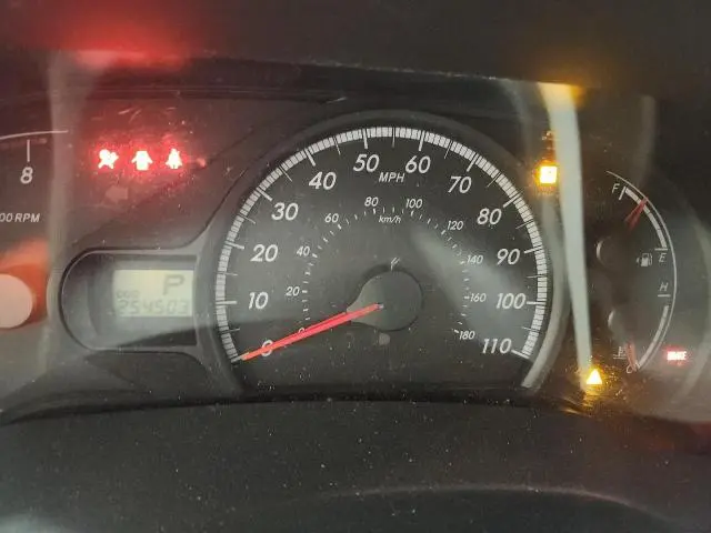 2013 TOYOTA SIENNA LE  