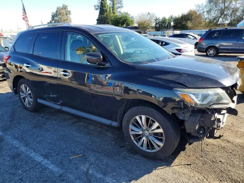 2018 NISSAN PATHFINDER S  