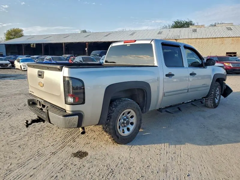 2011 CHEVROLET SILVERADO C1500 LS  