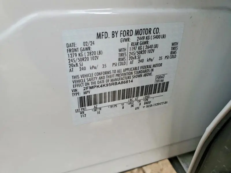 2024 FORD EDGE TITANIUM  