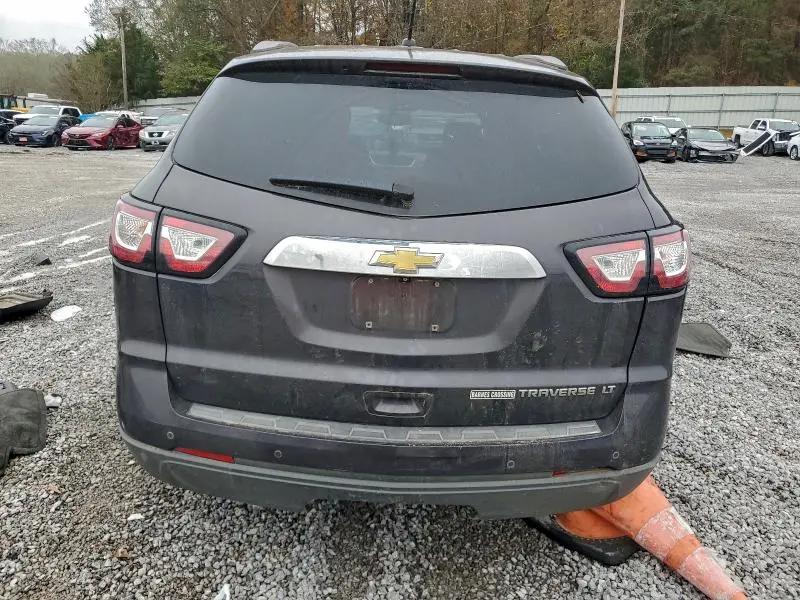 2015 CHEVROLET TRAVERSE LT  
