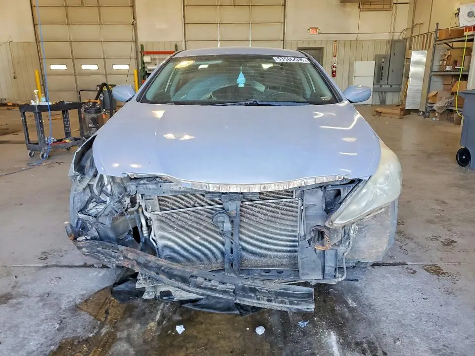 2011 HYUNDAI SONATA GLS  