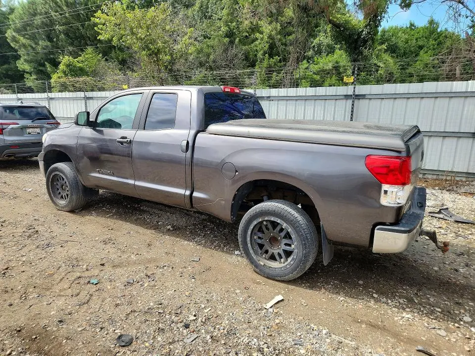 2011 TOYOTA TUNDRA DOUBLE CAB SR5  