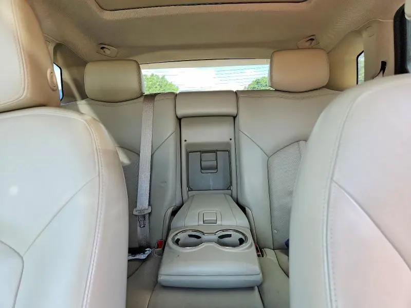 2011 CADILLAC SRX PERFORMANCE COLLECTION  