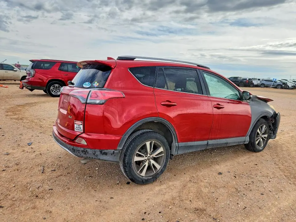 2017 TOYOTA RAV4 XLE  