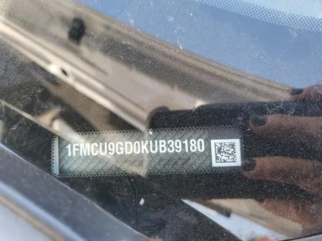 2019 FORD ESCAPE SE