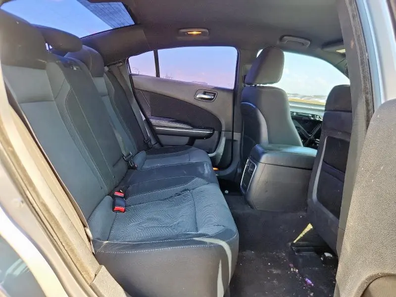 2016 DODGE CHARGER SXT  