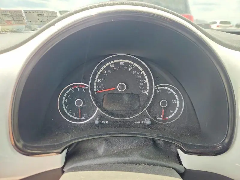 2015 VOLKSWAGEN BEETLE 1.8T  