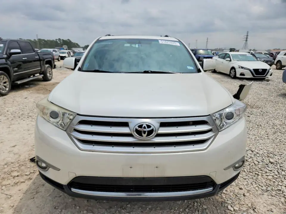 2013 TOYOTA HIGHLANDER LIMITED  