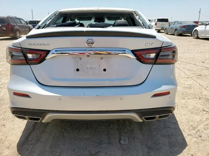 2022 NISSAN MAXIMA SV  