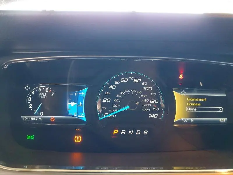 2016 FORD TAURUS SEL  