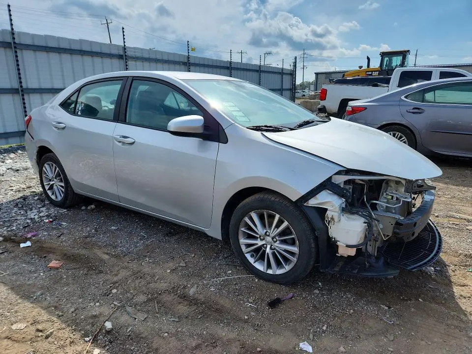 2014 TOYOTA COROLLA LE PLUS  