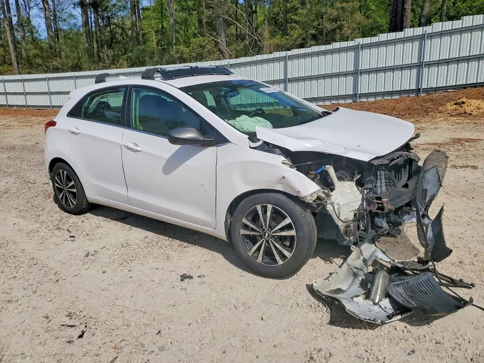 2013 HYUNDAI ELANTRA GT BASE  