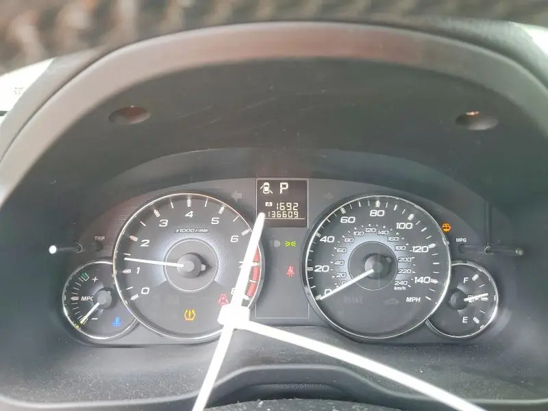 2010 SUBARU OUTBACK 2.5I PREMIUM  