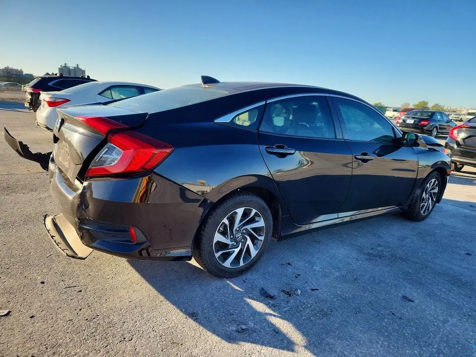 2017 HONDA CIVIC EX  