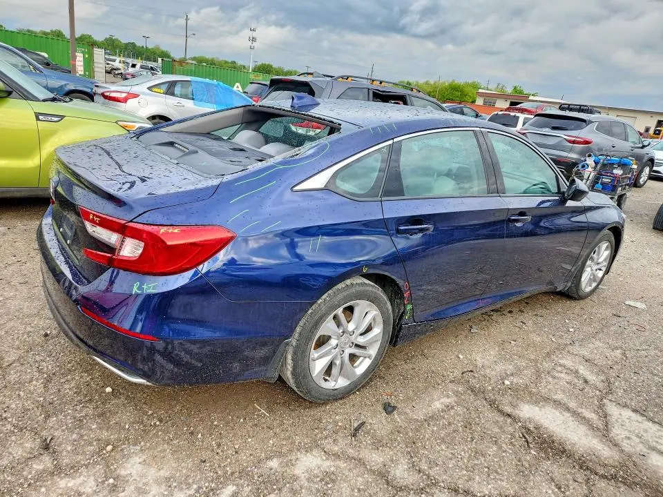 2019 HONDA ACCORD LX  