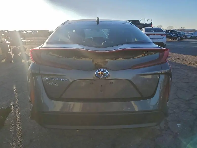 2021 TOYOTA PRIUS PRIME LE  